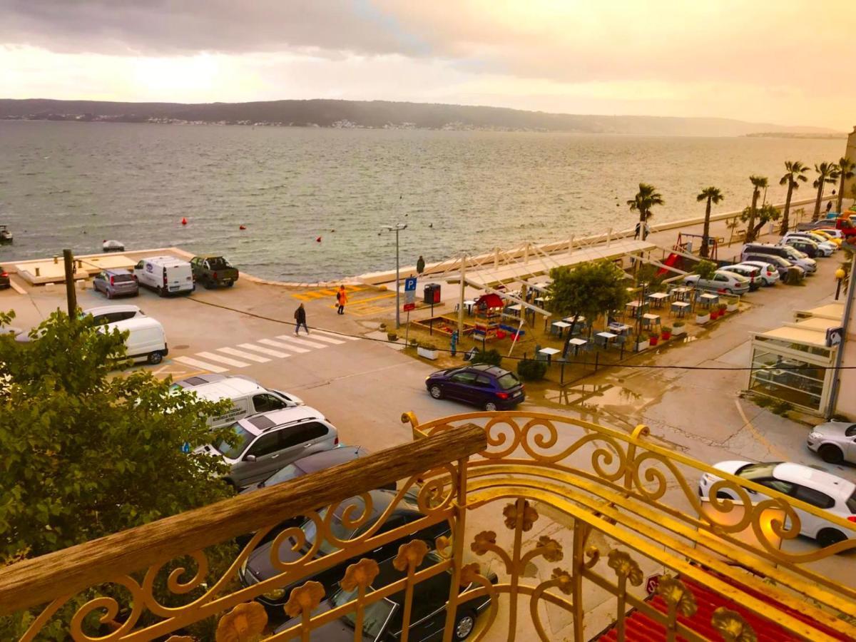 Apartamento Pergul Kaštela Exterior foto